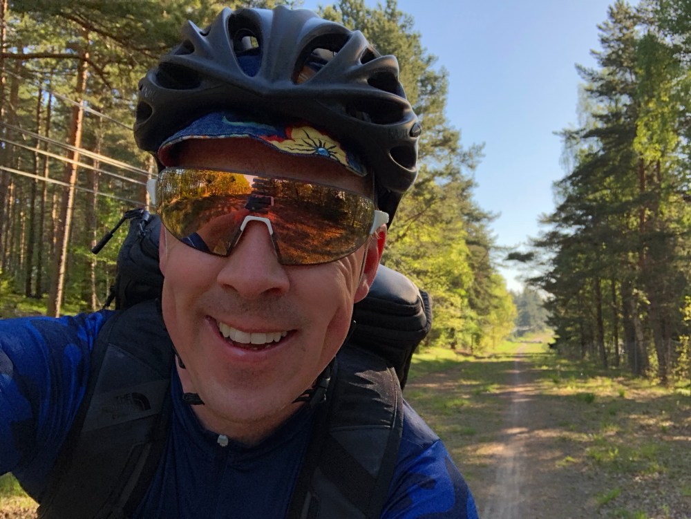 E8425162-8257-4FE4-AB9E-7CF89A874E67