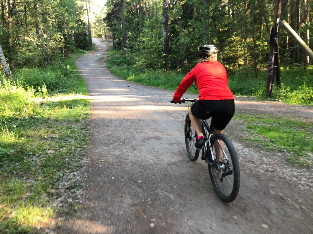 0A7EB381-F376-4F0A-8411-6A0E7AD25AB7