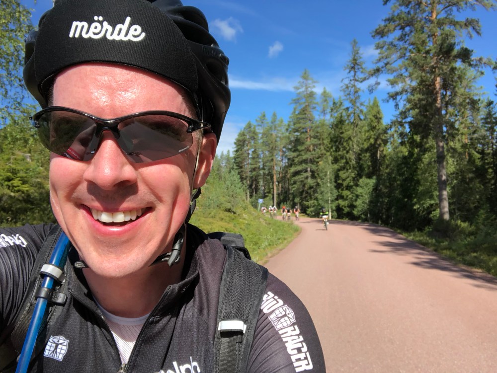 AA613F94-063E-48E9-A886-9525A44F1B71