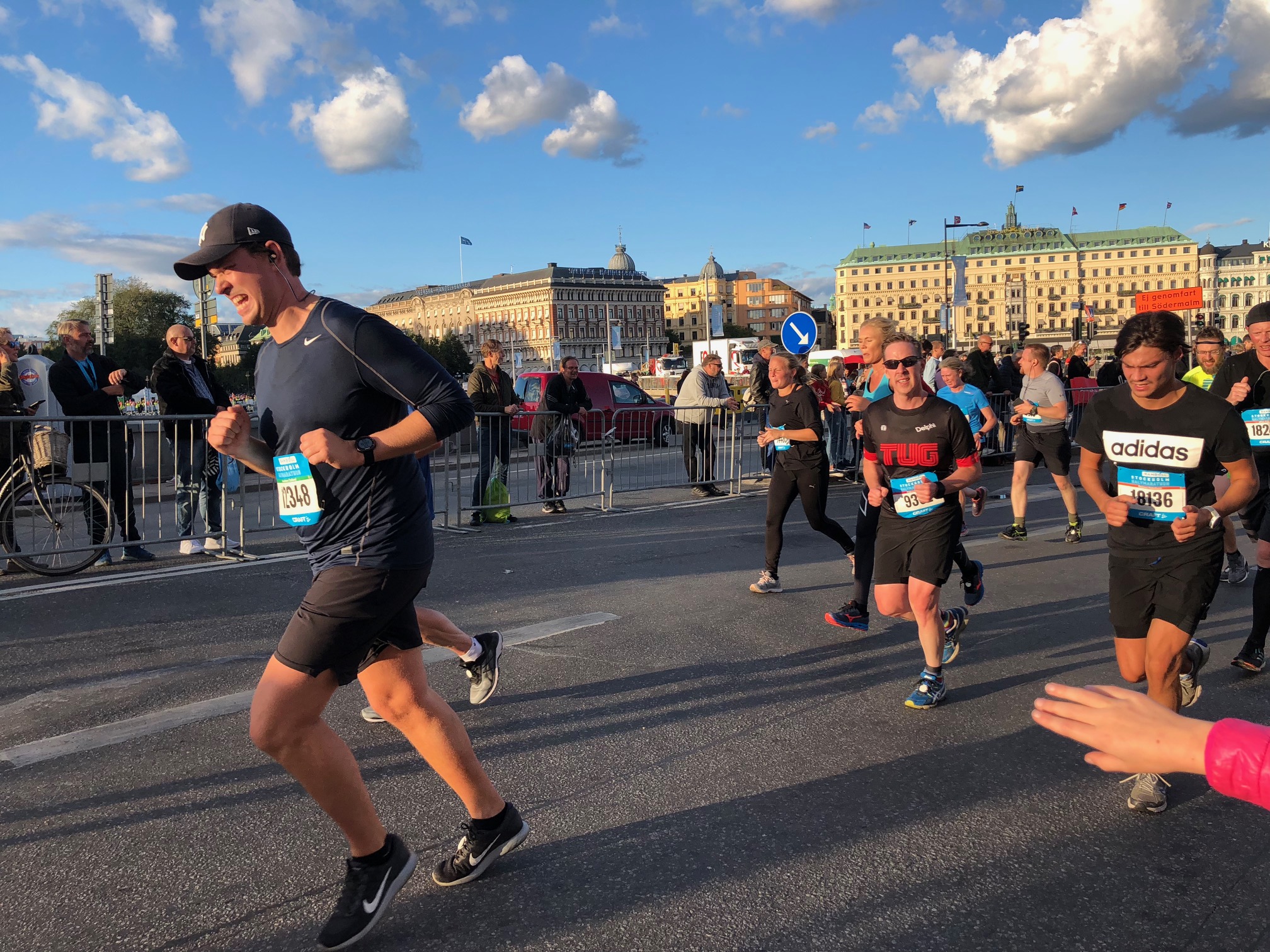 FDFBB210-82B4-4718-9551-D8D5C42CB7AE